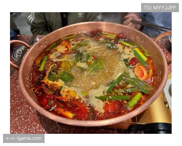 赵睿训练完直接打车去吃人均三千的火锅，还点两份毛肚